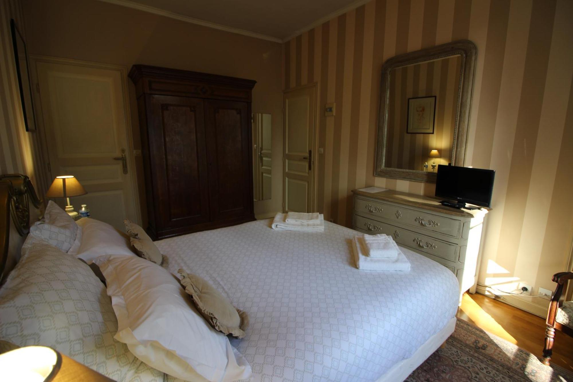 La Chasse Royale Hotel Plailly Exterior foto